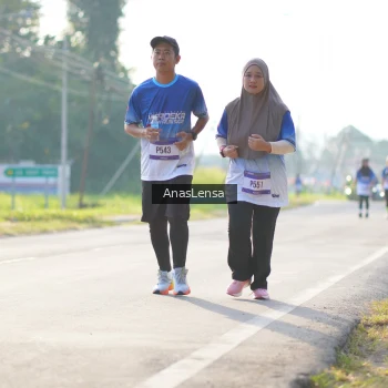 Runner Photo 3477311