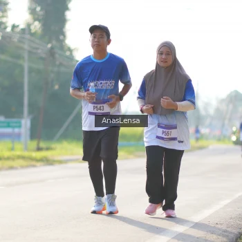 Runner Photo 3477327
