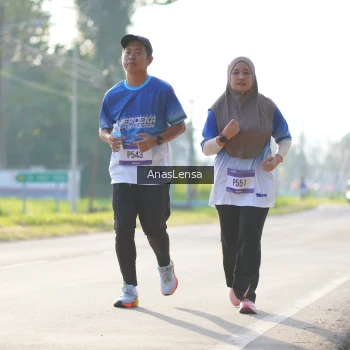 Runner Photo 3477338