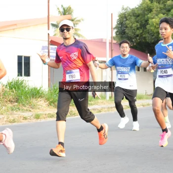 Runner Photo 3477382