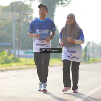 Runner Photo 3477383