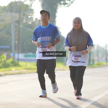Runner Photo 3477388