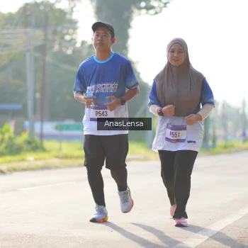 Runner Photo 3477389