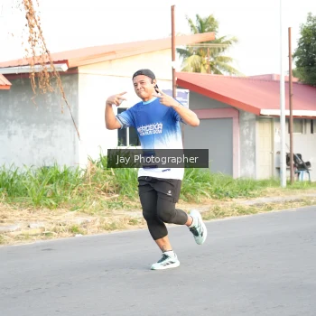 Runner Photo 3477396