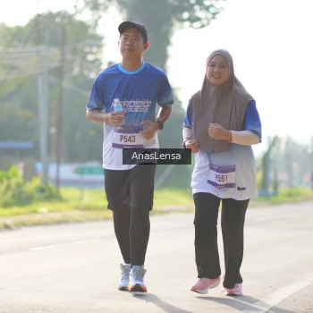Runner Photo 3477399