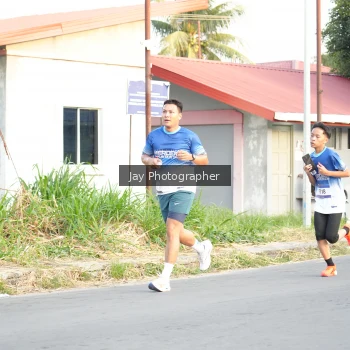 Runner Photo 3477401