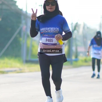 Runner Photo 3477417