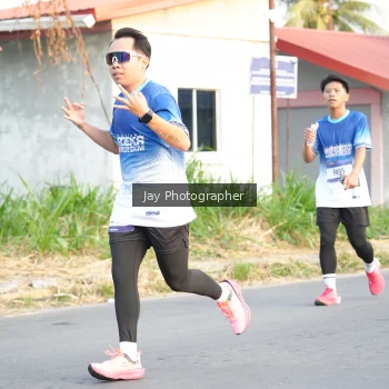 Runner Photo 3477419