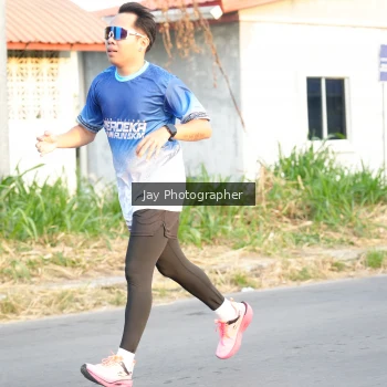 Runner Photo 3477422