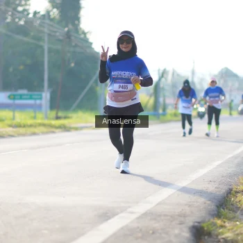 Runner Photo 3477478