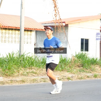 Runner Photo 3477517