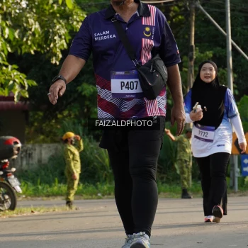 Runner Photo 3477659