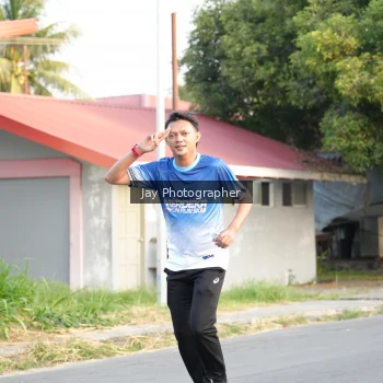 Runner Photo 3477673