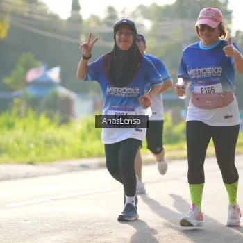 Runner Photo 3477692