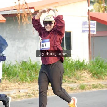 Runner Photo 3477753