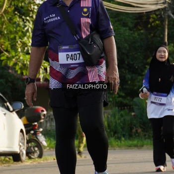 Runner Photo 3477777