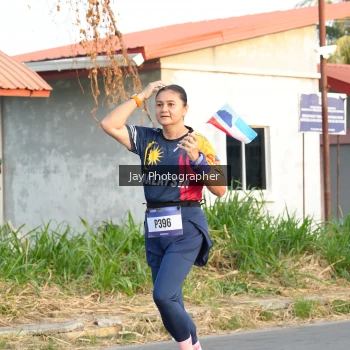 Runner Photo 3477800
