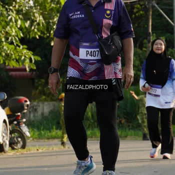 Runner Photo 3477827