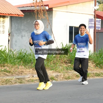 Runner Photo 3477863