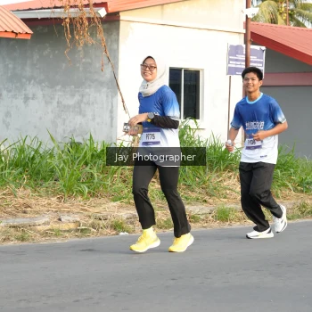 Runner Photo 3477868