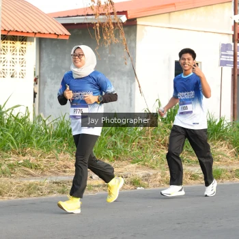 Runner Photo 3477871