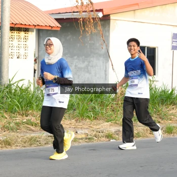 Runner Photo 3477872