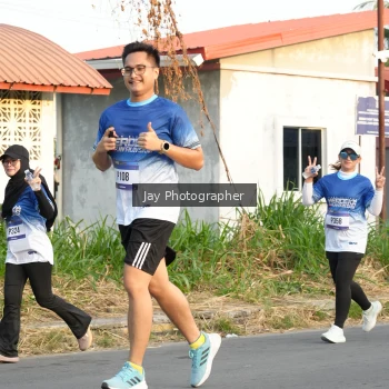 Runner Photo 3477883