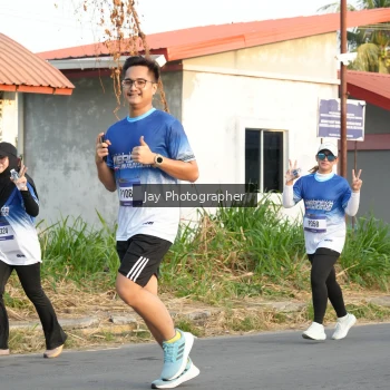 Runner Photo 3477884