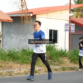 Runner Photo 3477886