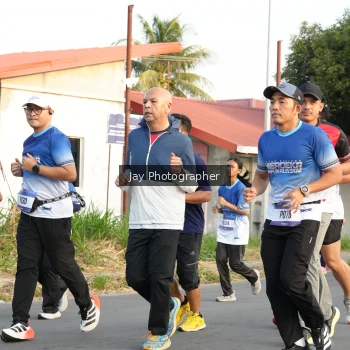 Runner Photo 3477937