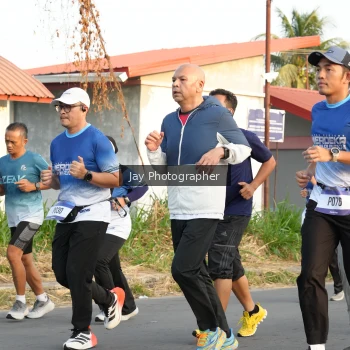 Runner Photo 3477946