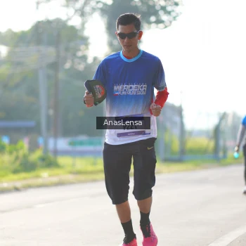 Runner Photo 3477950