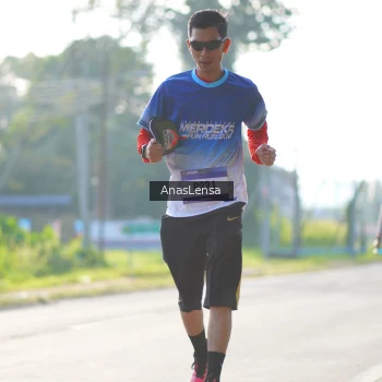 Runner Photo 3477983