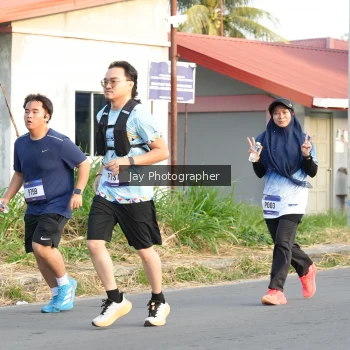 Runner Photo 3478013