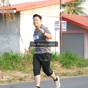 Runner Photo 3478044