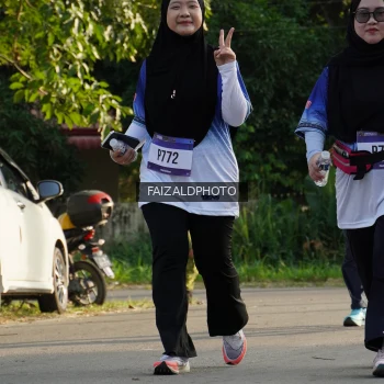 Runner Photo 3478056
