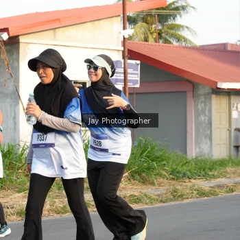 Runner Photo 3478165