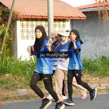 Runner Photo 3478195