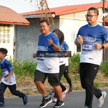 Runner Photo 3478275