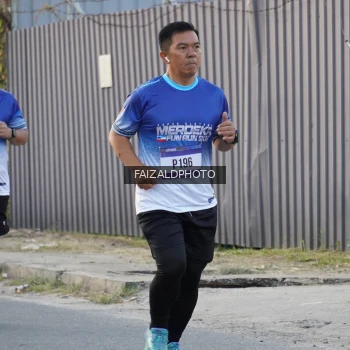 Runner Photo 3478338