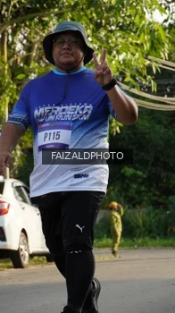 Runner Photo 3478340