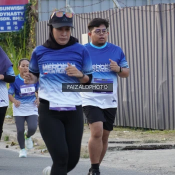 Runner Photo 3478345