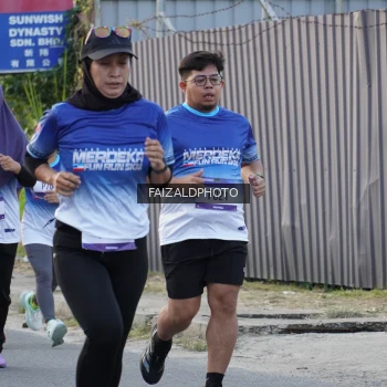 Runner Photo 3478355