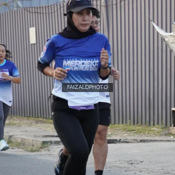 Runner Photo 3478372