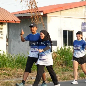 Runner Photo 3478375