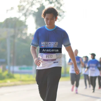 Runner Photo 3478406