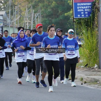 Runner Photo 3478407