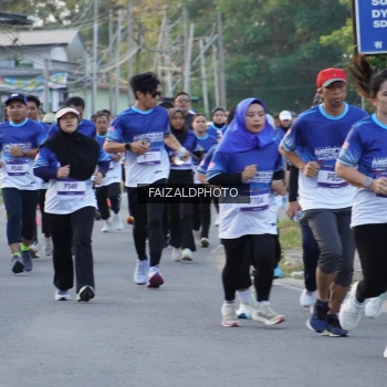 Runner Photo 3478448