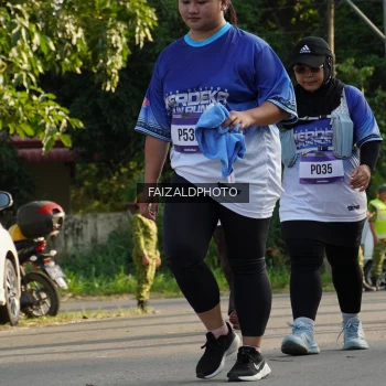 Runner Photo 3478537