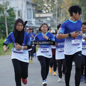 Runner Photo 3478570